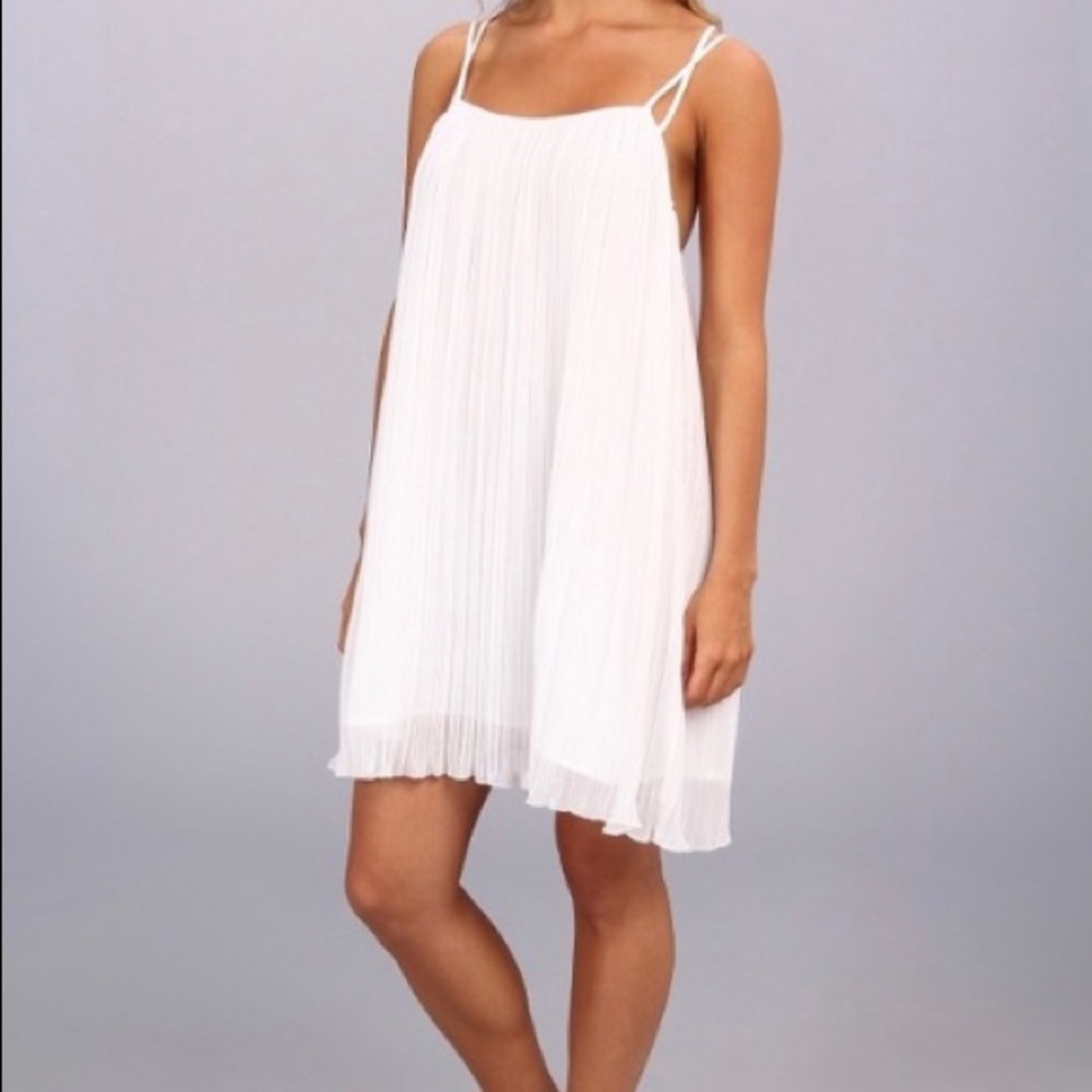 bcbggeneration white pleated dress